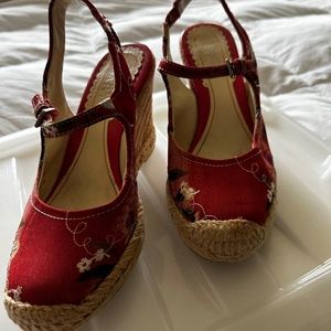 Franco Sarto Espadrille Wedge , Red, Size 5